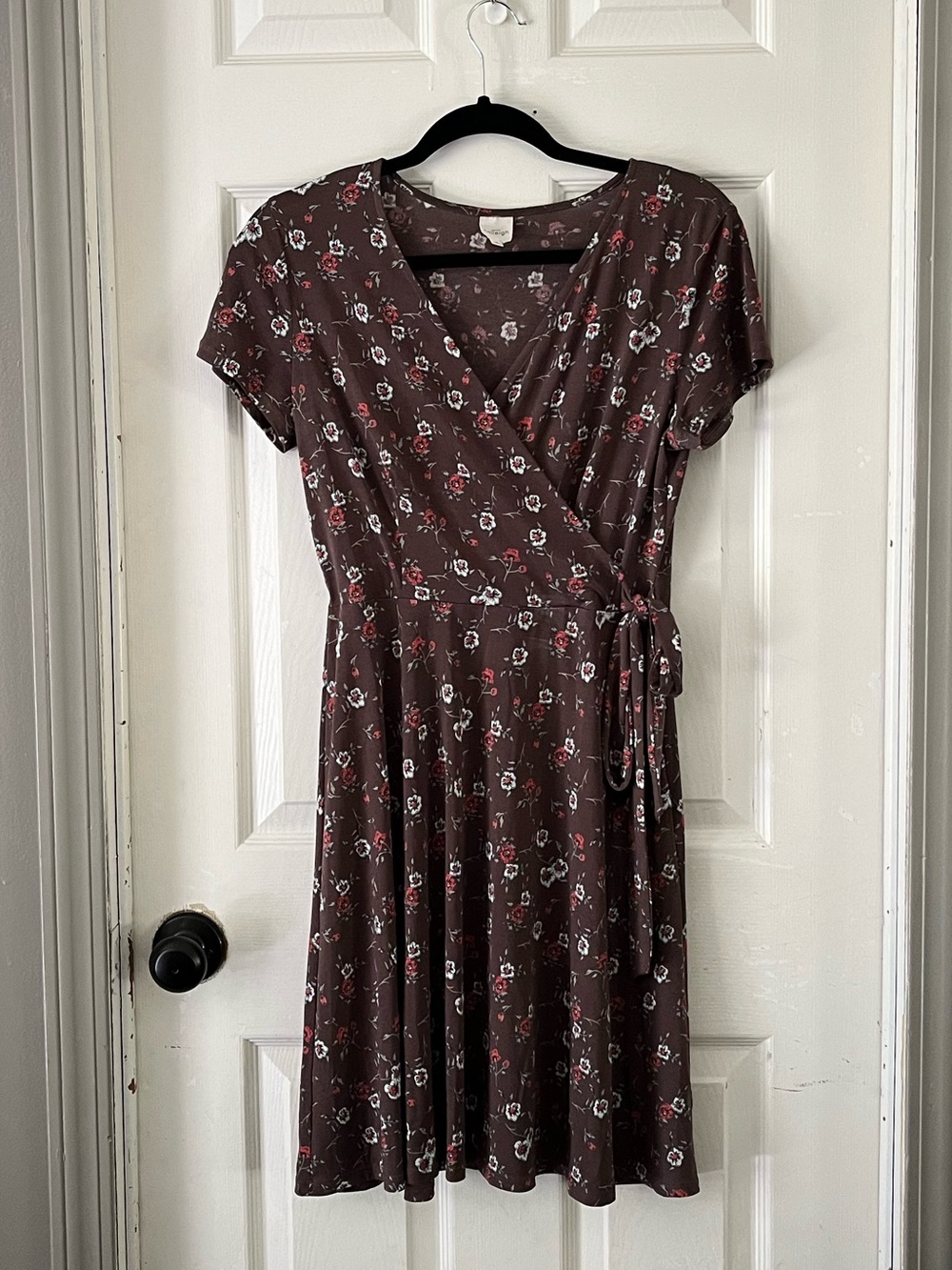 Women's Mauve Floral Wrap Dress